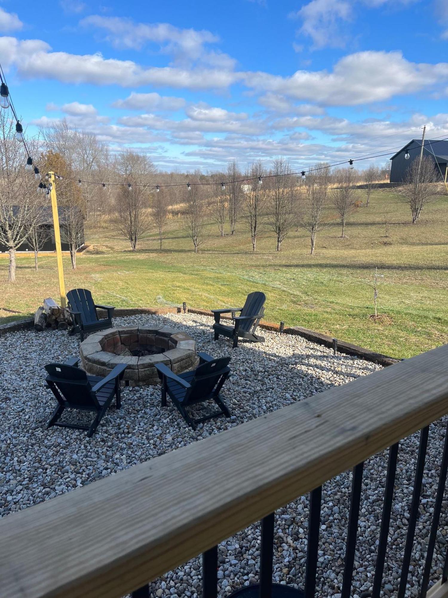 Bourbon Barrel Cottages #2 Of 5 On Kentucky Trail 로렌스버그 외부 사진