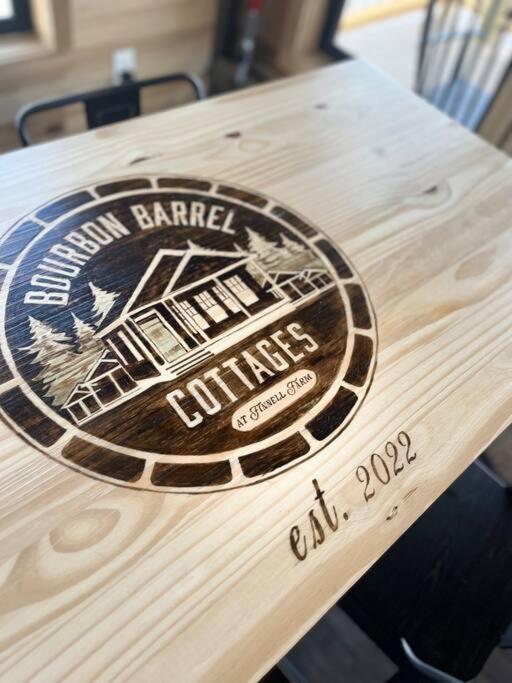 Bourbon Barrel Cottages #2 Of 5 On Kentucky Trail 로렌스버그 외부 사진